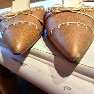 Prada sling back pump size 41 Taupe with cream lacing